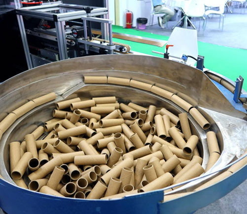 570 Vollautomatischer klebstofffreier Non-Stop-Turretwickler