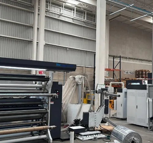 Zwei Rollenschneider-Anlagen der Xpert-Serie bei ARclad
